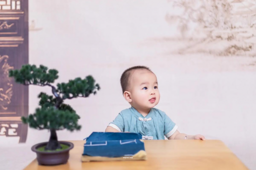 赤峰宝宝喊肚子疼怎么回事